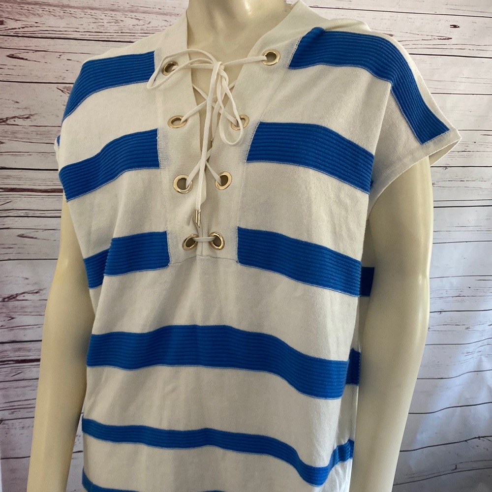 NWT Tommy Hilfiger knitted cover up